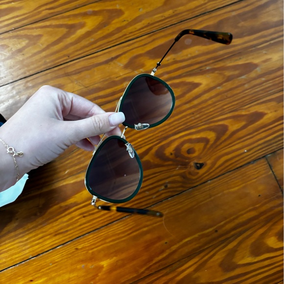 Ferrari Aviator Gucci Sunglasses - Picture 2 of 5